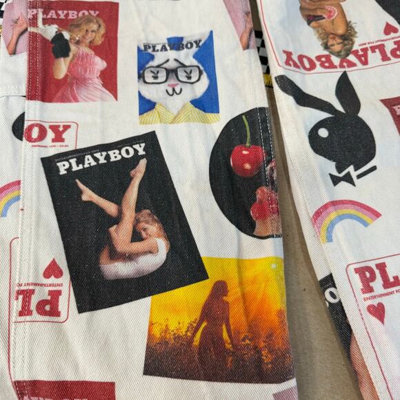 PLAYBOY PACSUN JEANS 70s HIGH RISE BOYFRIEND ALL OVER PRINT LOGO RETRO SZ 24 XS - Picture 9 of 12